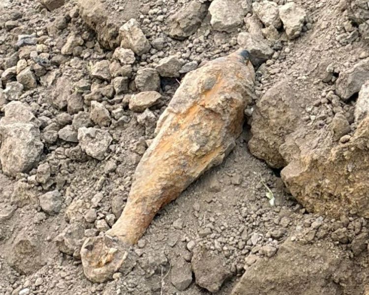 Prilikom izvođenja građevinskih radova kod bolnice pronađena minobacačka granata