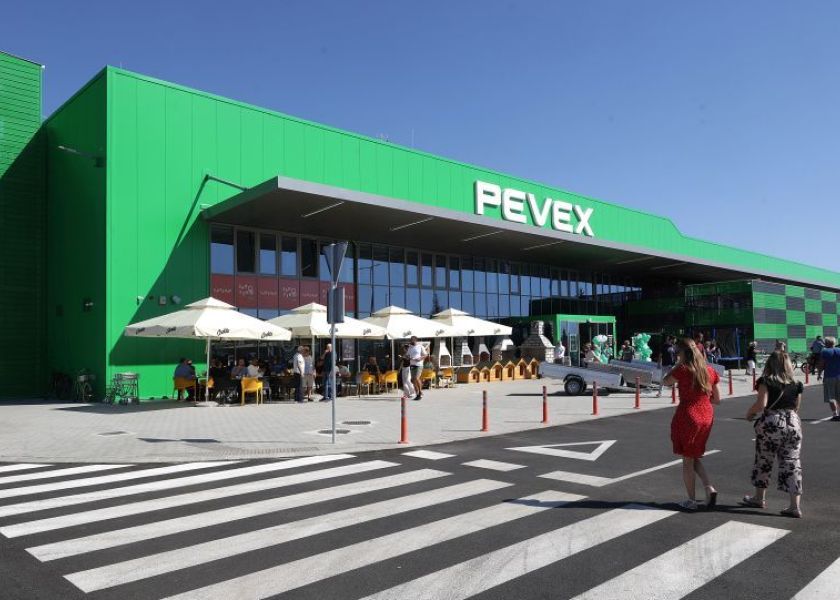 Novo otvoreni trgovački centar PEVEX ove nedjelje 20. rujna je otvoren od 8 do 14 sati