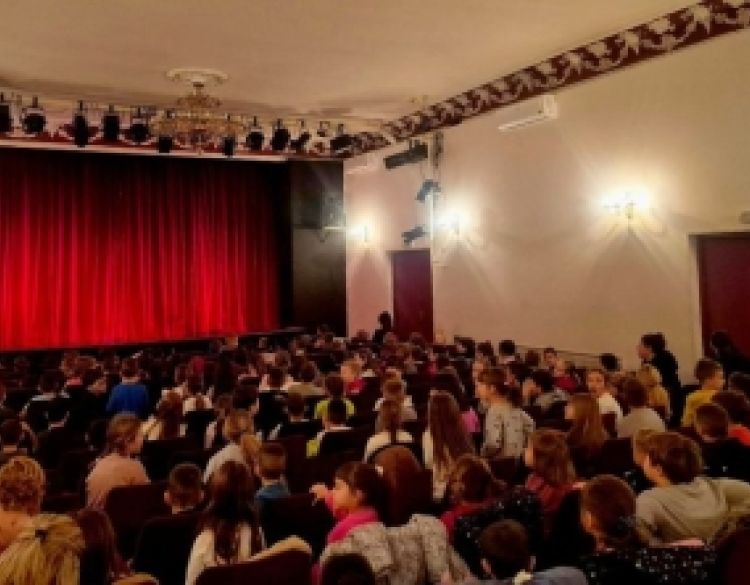 Nova kazališna sezona u Požegi donosi predstave, stand-up i Festival slavonskih kazališta