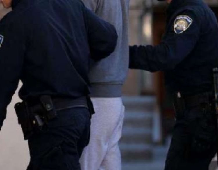 Nema vozačku ali uz alkohol od 1,35 promila 20-godišnjak vozio kroz Veliku - vrijeđao policijske službenike pa je uhićen