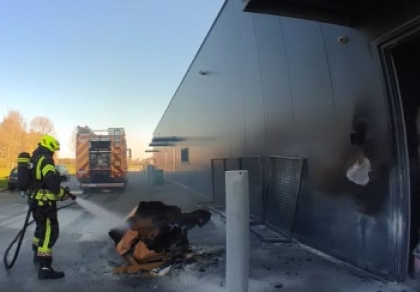 Požar u trgovačkom centru u požeškoj Zagrebačkoj ulici koji je brzo ugašen