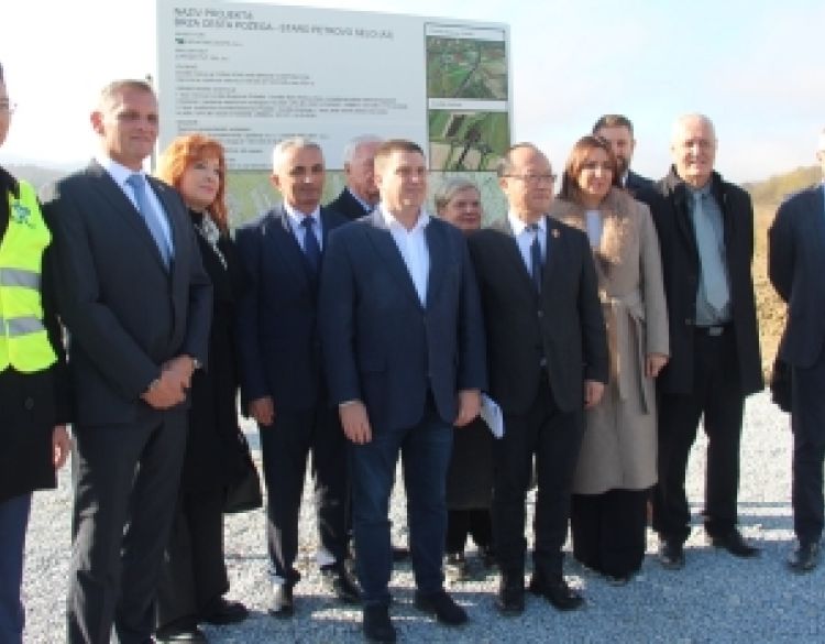 Uvođenjem izvođača radova iz Kine u posao započinje izgradnja brze ceste koja će Požegu spojiti s autocestom za 4 godine