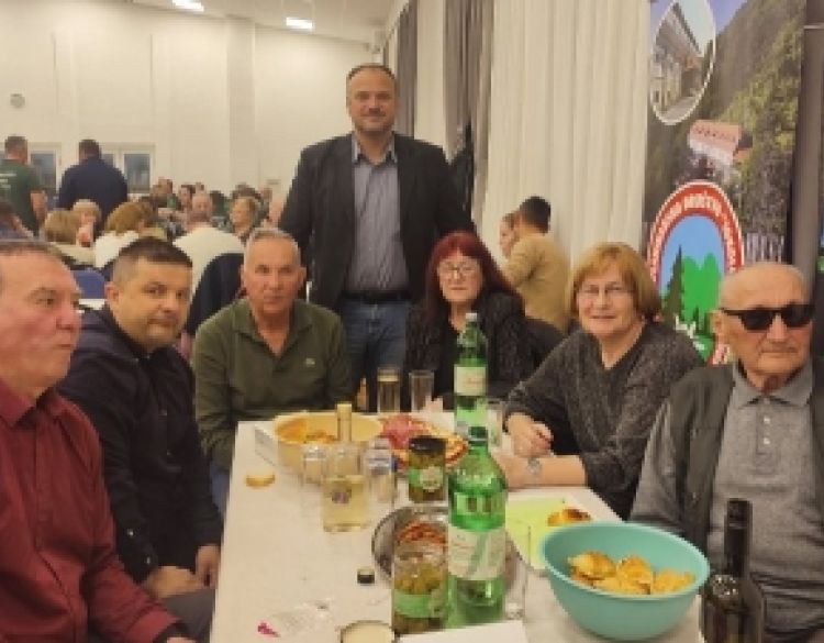 Rekordni 11. Festival kulenove seke u Velikoj - Udruga Alumni FTRR i HPD Sokolovac uvijek u srcu slavonske tradicije