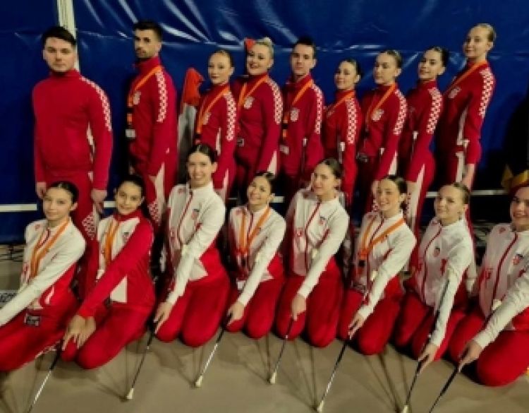 Twirling klub Požega u sklopu reprezentacije Hrvatske na Europskom prvenstvu u Eindhovenu
