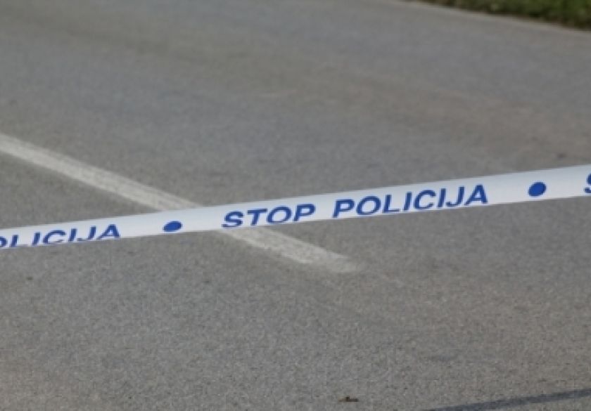 Dogodile su se 2 prometne nesreće  a u onoj u Požegi 40-godišnji vozač autobusa u skretanju zakačio automobil iz suprotnog smjera i pobjegao