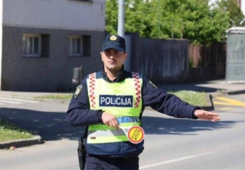 Proteklog blagdanskog vikenda policija je provodila pojačane mjere kontrola u prometu i zabilježila 80 prekršaja