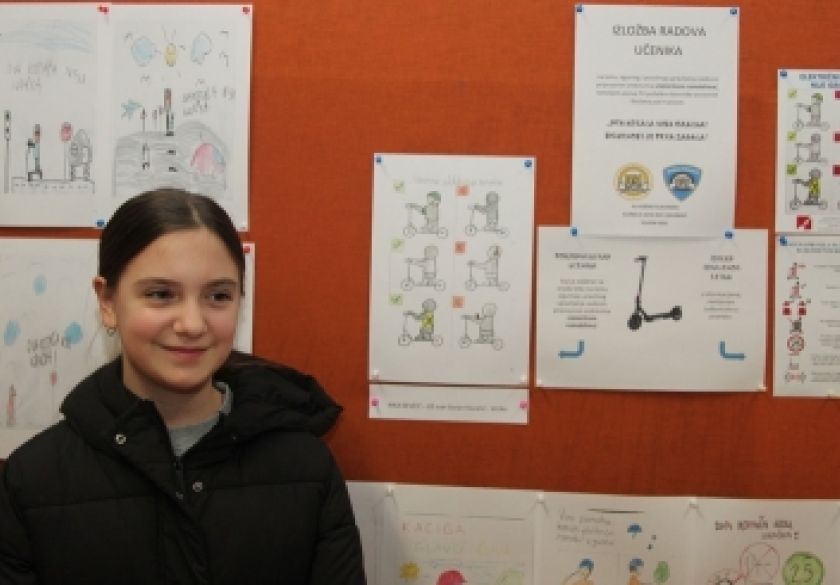 Dodijeljene nagrade za najbolje radove učenicima osnovnih škola na temu „Dva kotača nisu igračka! Sigurnost je prva zadaća“