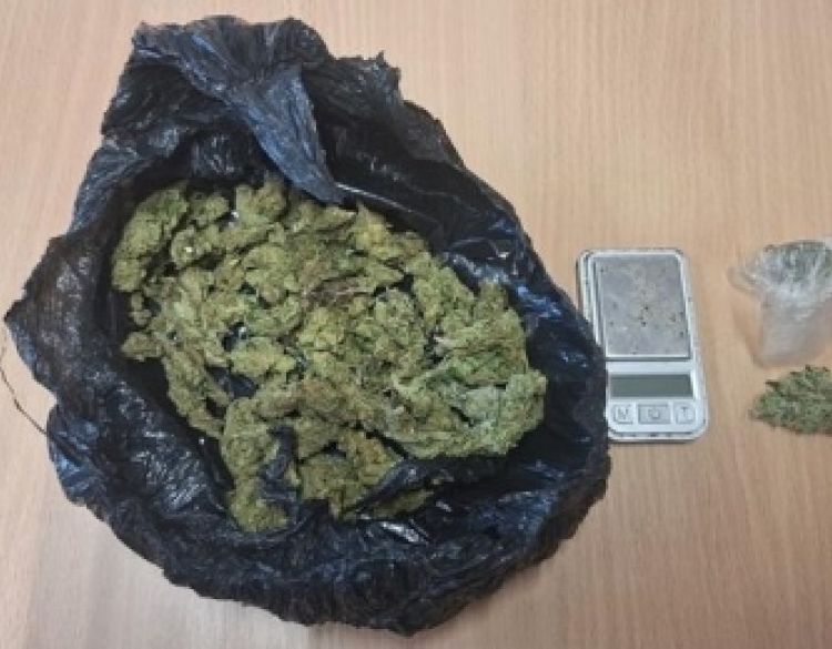 U pretrazi kuće 24-godišnjaka s područja Pleternice pronađeni paketići cannabis marihuane i digitalna vaga - sve spremno za prodaju