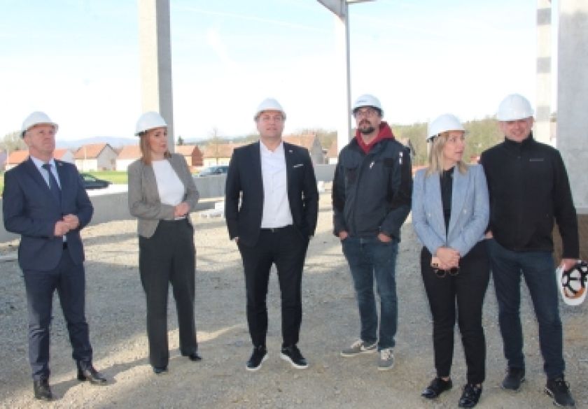 Napreduju radovi na Regionalnom distribucijskom centru za voće i povrće u Požegi i ispred rokova