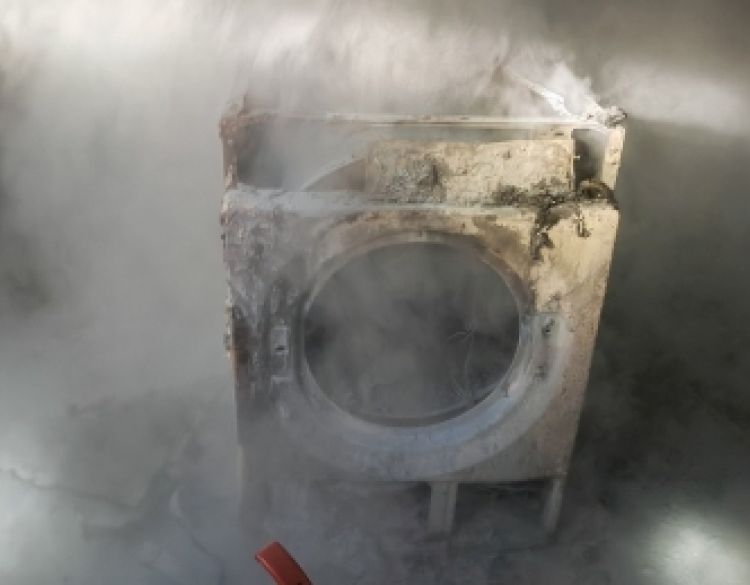 U obiteljskoj kući 38-godišnjakinje izbio požar na sušilici rublja koji se proširio na unutrašnjost