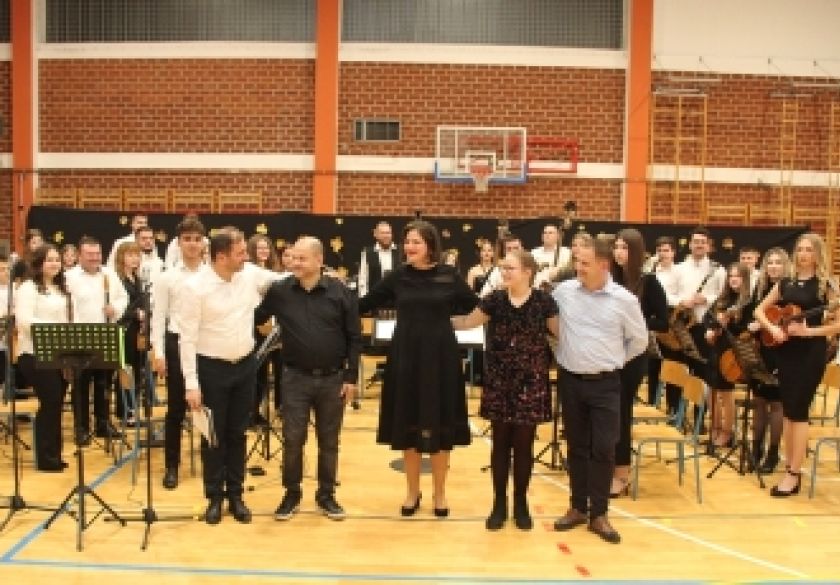 Udruga Kaptolački tamburaški orkestar održala 9. godišnji koncert sa svoja tri orkestra s kompozicijama posvećenim Slavoniji