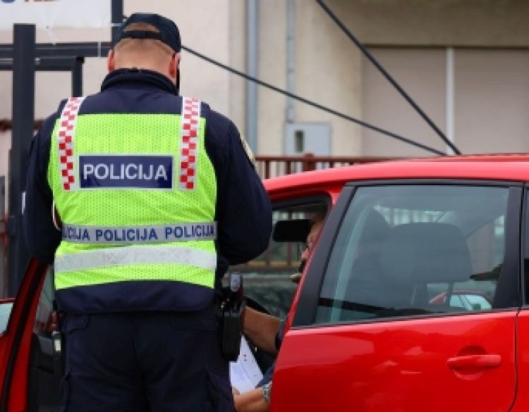 Unatoč izrečenoj zabrani upravljanja, upravljao vozilom pod utjecajem alkohola od 1,56 promila