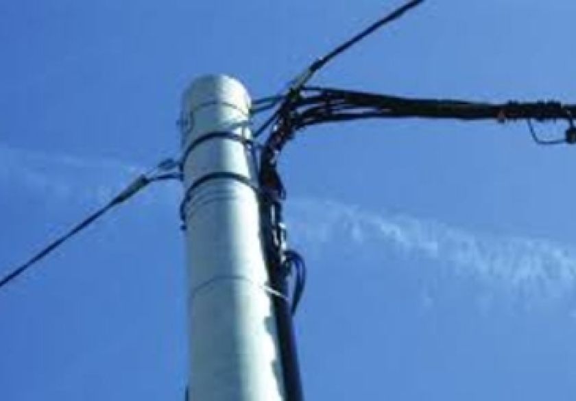 Došlo je do požara u Brestovcu na električnom vodiču na betonskom stupu HEP-a