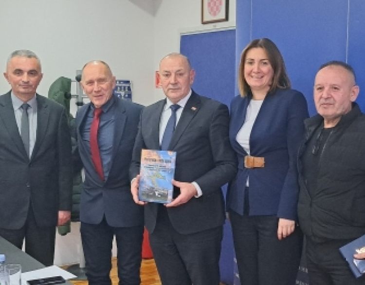 Kod Ministra Medveda o uređenju požeške spomen-sobe, obilježavanju početka Domovinskog rata u Pakracu i sjećanju na tragediju u Kusonjama