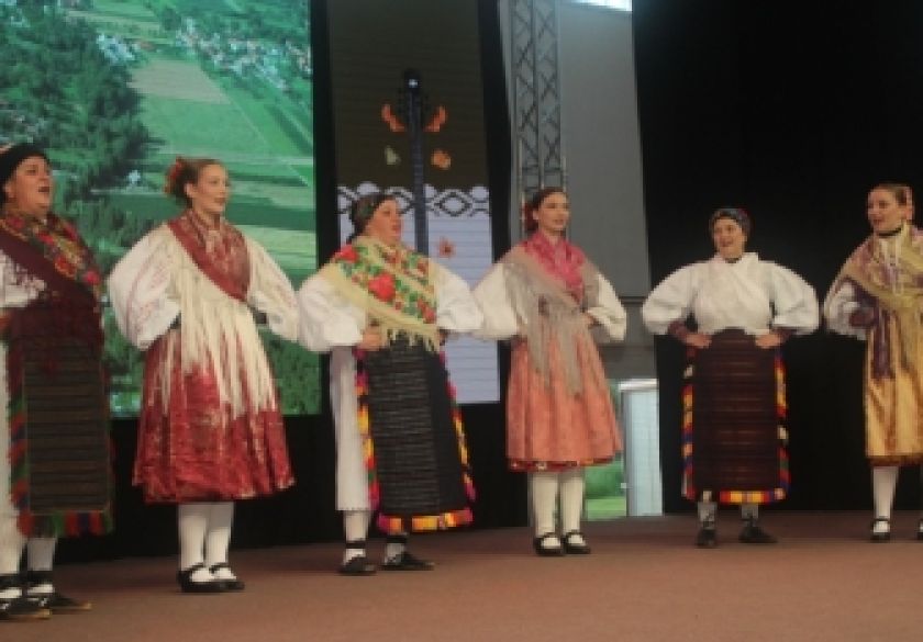 14. Smotra folklora 