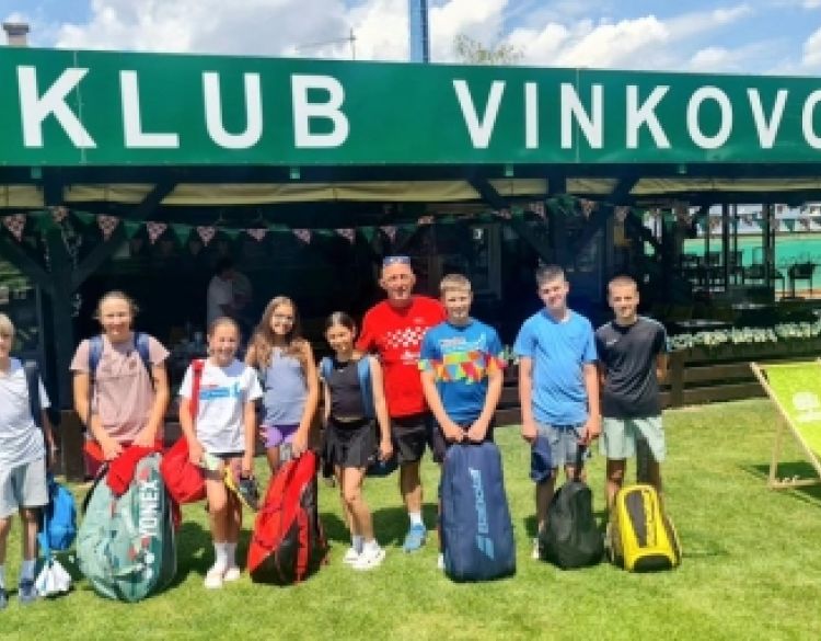 Mladi tenisači TK Požega izborili polufinale regije na ekipnom Prvenstvu Hrvatske do 14 godina
