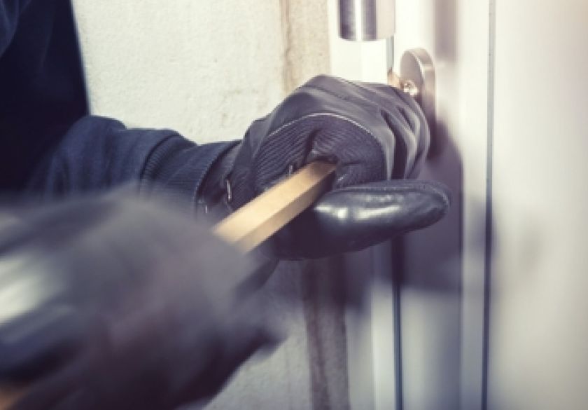 Nepoznati počinitelj provalio u vikendicu 60-godišnjaka kraj Požege i otuđio razne predmete