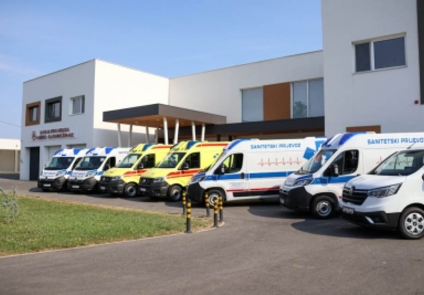 Zavod za hitnu medicinu Požeško-slavonske županije preuzeo sedam novih vozila vrijednih 650 tisuća eura
