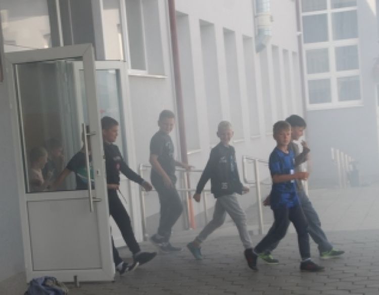 Osnovna škola „Mladost“ Jakšić domaćin vježbe Civilne zaštite pod nazivom „Mladost Jakšić 2026“ - vježbali evakuaciju zbog požara