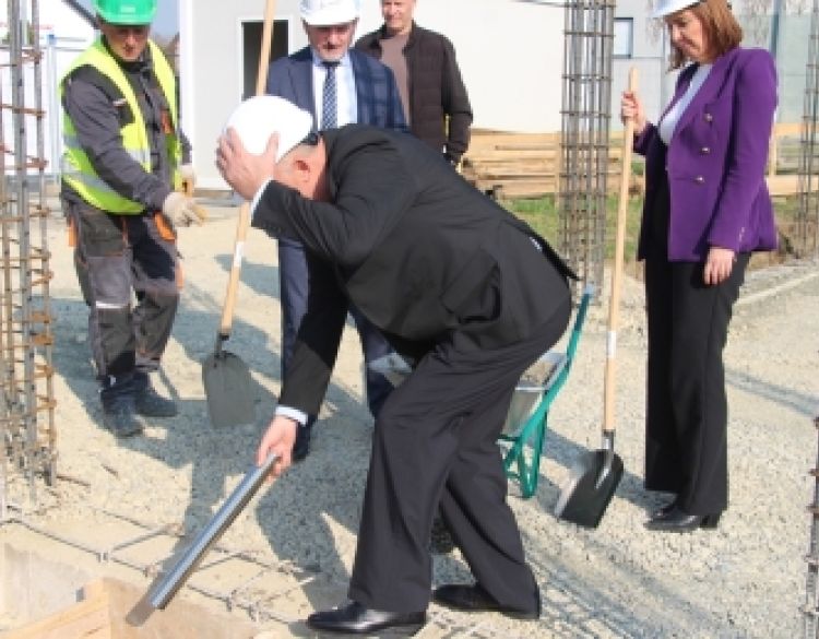 Položen kamen temeljac za izgradnju dugo očekivanog Dječjeg vrtića Brestovac vrijednog 2,17 milijuna eura