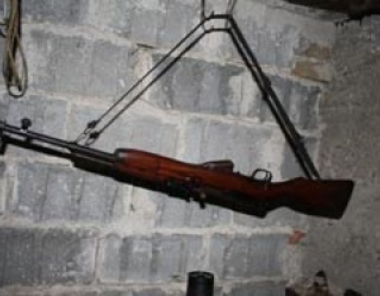 Anonimni Pleterničanin dragovoljno predao pušku policijskim službenicima