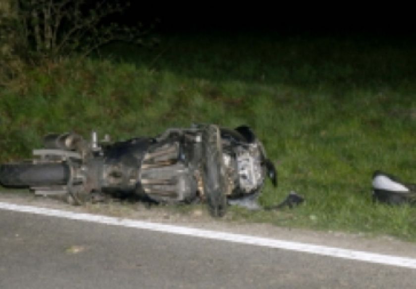 Bez vozačke 27-godišnjak u Kutjevu upravljao neregistriranim motociklom - sletio na makadamski put i teško se ozlijedio