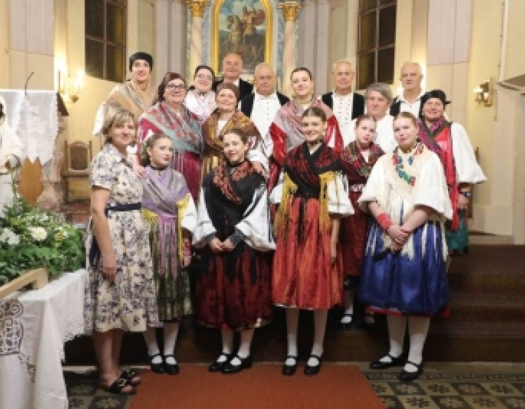 U čast Gospi Snježnoj u Buku održana 12. Smotra pučkog crkvenog pjevanja