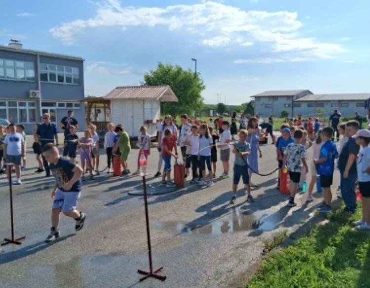 Više od 600 posjetitelja na Danu otvorenih vrata Javne vatrogasne postrojbe Grada Požege
