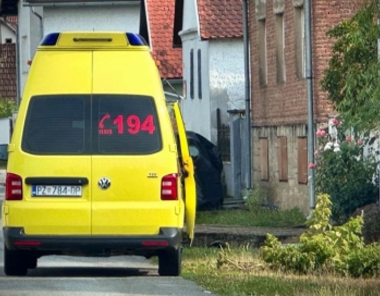 Pas napao maloljetnicu na nogostupu, vlasniku izdan prekršajni nalog