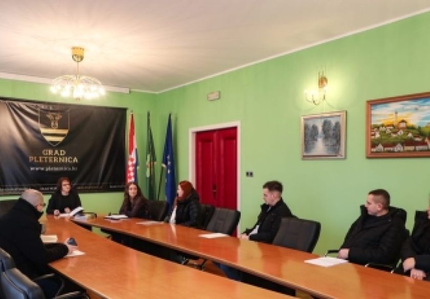 Potpisano sedam ugovora za stambene potpore mladih obitelji koji ostaju na području grada Pleternice