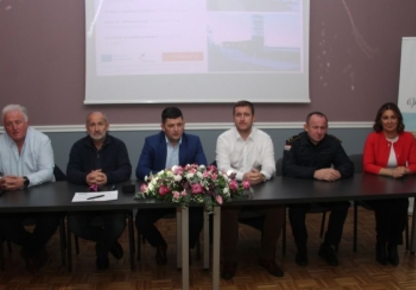 Potpis ugovora o gradnji Vatrogasnog spremišta DVD Kaptol vrijednog 1,9 milijuna eura