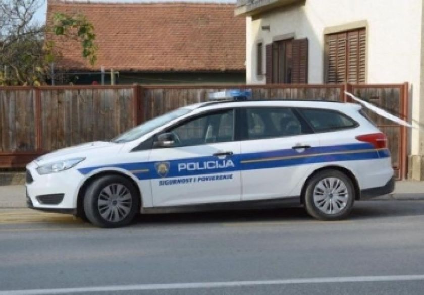 U prometnim nesrećama ozlijeđene četiri osobe