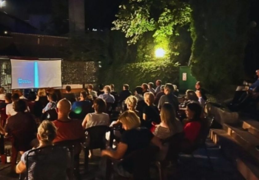 Art kino Požega ovog tjedna donosi projekciju na otvorenom!
