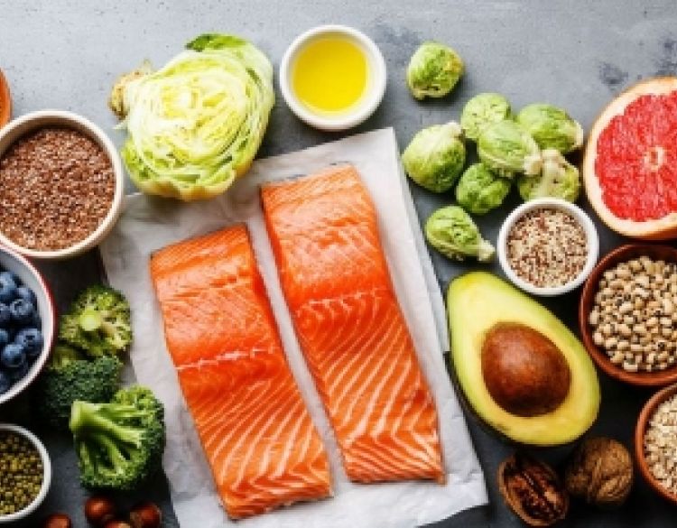 Hrvati postaju sve svjesniji zdravstvenih rizika loše prehrane - 82 % hrvatskih kupaca upoznato je s temom mikroplastike u hrani