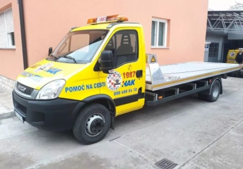 Autoklub Požega upozorava da je rok za zimske gume na vašem automobilu 15.11. i podsjeća za gume možete besplatno zamijeniti u Autoklubu