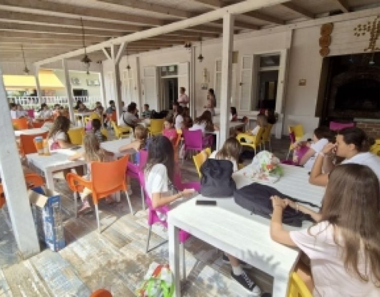 Grad Požega: Sufinanciranje ljetovanja u Baški za učenike osnovnih škola