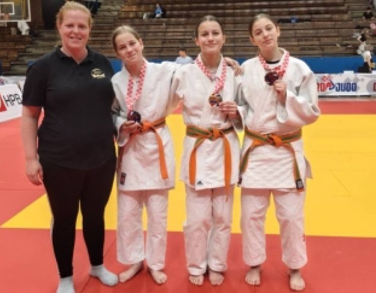 Natjecateljice Judo kluba 
