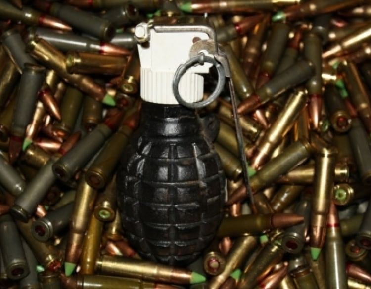 Anonimni građanin u Pakracu predao ručnu bombu i streljivo a 57-godišnjak u Potočanima dragovoljno predao streljivo