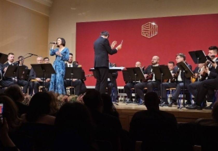 Održan koncert Tamburaškog orkestra HRT-a, uz posebnu gošću - Ivanu Kindl u organizaciji Udruge Zlatne žice Slavonije