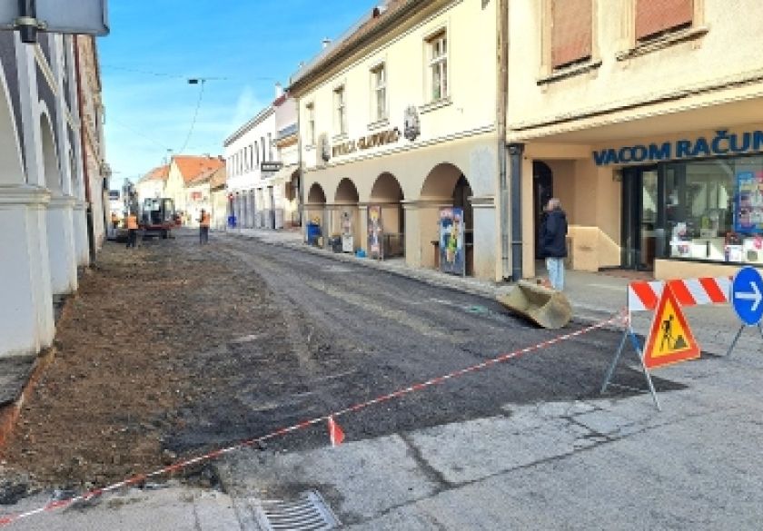 Intenzivirano uređenje križanja sa kružnim tokom Sokolove i Ulice Matice hrvatske u Požegi