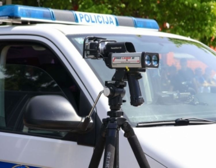 Policija za vikend utvrdila 86 prekršaja, najveća kazna 3.650 eura
