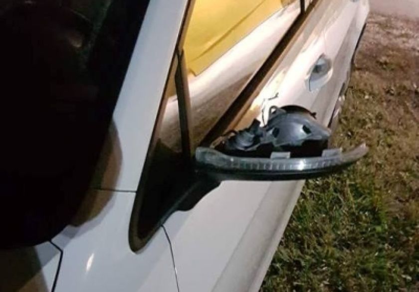 Prilikom mimoilaženja vozila 64-godišnje i 71-godišnje vozačice udarile su se ogledalima u Traparima - 64-godišnjakinja pobjegla a kasnije joj utvrđen i alkohol