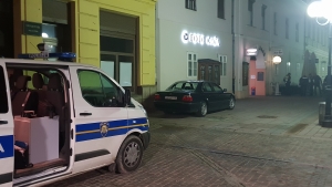 Demoliran BMW požeškog ugostitelja ispred kafića