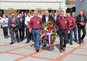 Polaganjem vijenaca obilježena 31. godišnjica Dana državnosti RH