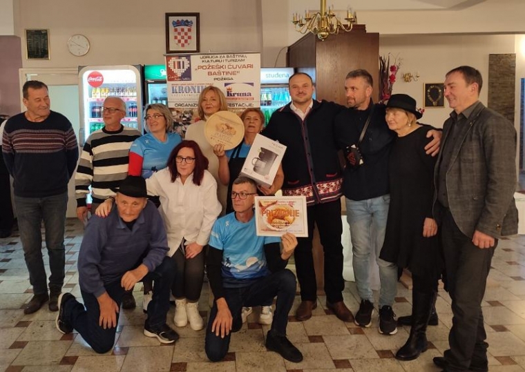 Članovi HPD "Sokolovac" Požega sudjelovali na tradicionalnoj 9. Sarmijadi sa odličnim sarmama