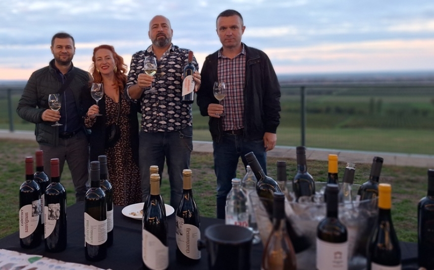 Prezentacija fakultetskih studija FTRR i Akademskih vina Zlatne doline na Dunav Wine Festivalu