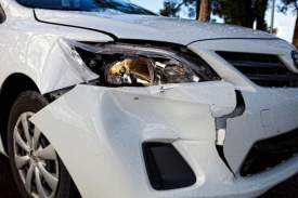 43-godišnja vozačica nije propustila vozila u raskrižju u Požegi, pa ju je udario teretni automobil  47-godišnjaka