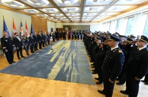Uz Dan vatrogastva i zaštitnika sv. Florijana Predsjednik RH Zoran Milanović odlikovao hrvatske vatrogasce