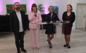 U "Noći knjige" u Gradskoj knjižnici Požega otvorena je izložba slika „Propusnica za vječnost“ autorice Saše Mesić