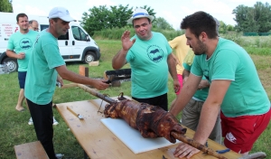 Najbolje odojke na ražnju ispekli ZDS Čolić, Mladež iz Gučana i Antik i osvojili vrijedne nagrade